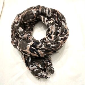 Stylish Camouflage Scarf